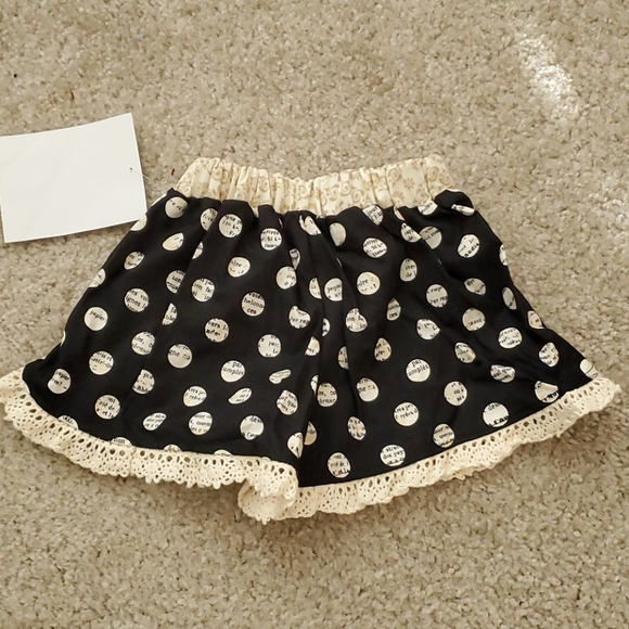 Two pairs of persnickety shorts. - Picture 2 of 6